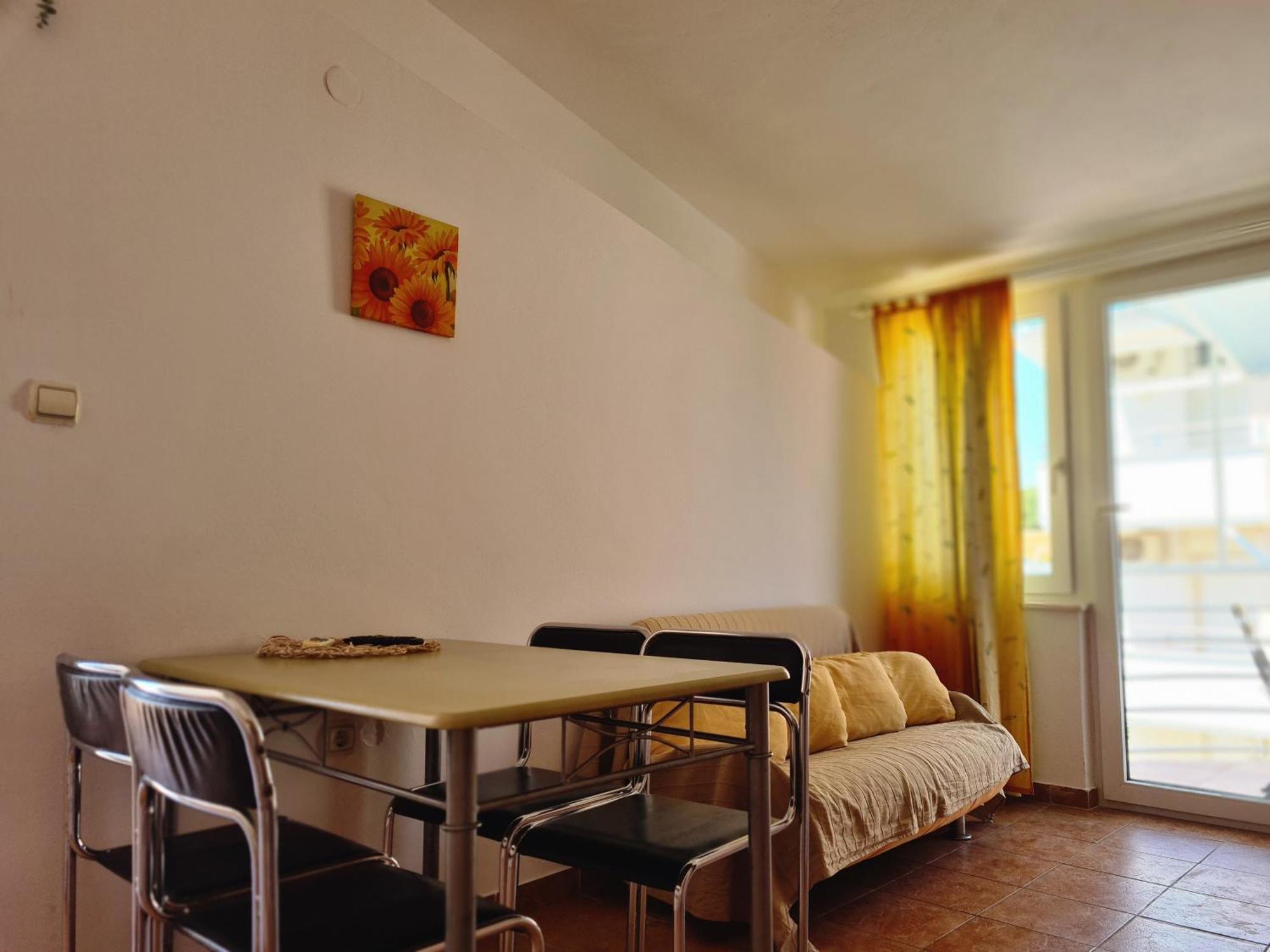 Apartments Niko Trogir Exterior photo