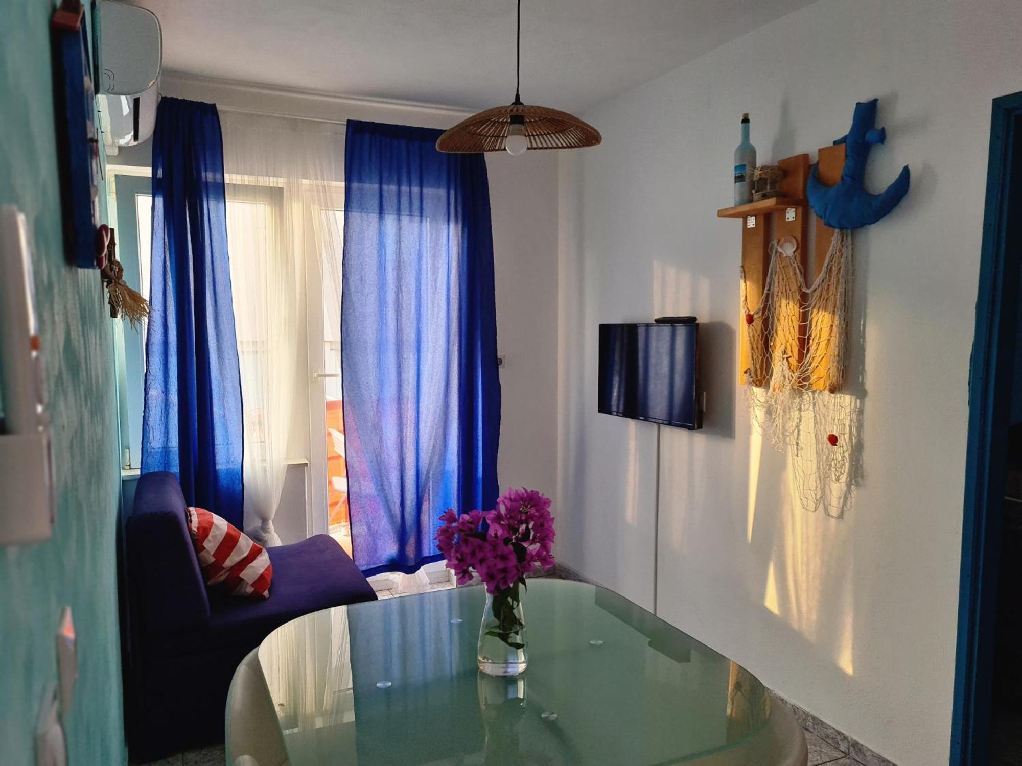 Apartments Niko Trogir Exterior photo